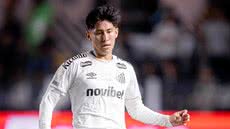 Peixe estende vínculo de Miguelito e afasta risco de pré-contrato com clubes do exterior - Foto: Raul Baretta/ Santos FC