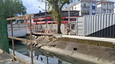 Intervenções visam corrigir erosão que compromete ciclovia e passeio público, garantindo segurança para usuários - Foto: Divulgação/ Prefeitura de Santos
