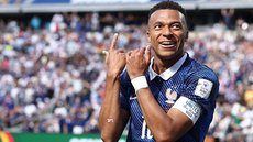 Zebras e goleadas na estreia da Copa provocam forte dança das cadeiras no ranking mundial - Foto: Charly Triballeau / AFP