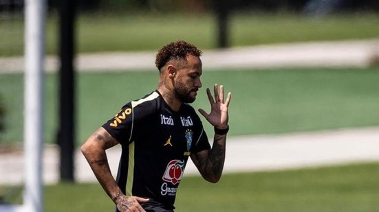 Neymar volta a calçar chuteiras nos EUA sob forte cautela médica - Foto: Nogueira Foto