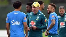 A Seleção Brasileira se prepara para enfrentar a Escócia, em um jogo que pode definir a liderança do Grupo C - Foto: Mauro Pimentel / AFP