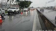 Demora em arrancada causa batida em cadeia e congestionamento na Expressa Sul - Imagem: Reprodução