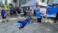 Estudantes e moradores se unem para recolher lixo na orla, removendo mais de 300 kg de resíduos poluentes em um mutirão de conscientização - Foto: Divulgação/ Prefeitura de São Vicente