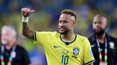 Após lesão, Neymar é recebido com festa em Santos e emoção na Seleção Brasileira durante a Copa do Mundo 2023 - Foto: Amanda Perobelli / Reuters