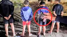 A apreensão de um simulacro de arma de fogo resultou na detenção de quatro adolescentes envolvidos em tentativa de roubo - Foto: Divulgação/ GCM de Cubatão