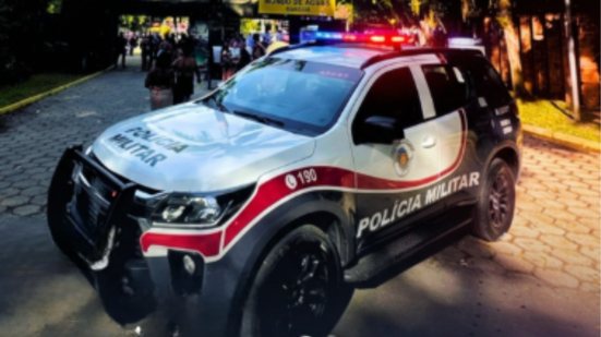 Ambos os criminosos foram levados para as delegacias locais, onde aguardam o cumprimento das penas impostas pela Justiça - Foto: Divulgação/ 29° BPMI