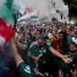 Festa da classificação do México na Copa termina em tragédia com três mortos por asfixia - Foto: Armando Vega/Reuters