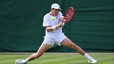 Fonseca se destaca entre os tenistas sul-americanos e avança para a terceira rodada do Grand Slam - Foto: Reuters