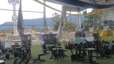 Temporal arranca cobertura de galpão e fecha parque de diversões no Kartódromo de Cubatão - Imagem: Divulgação