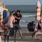 Briga generalizada na Praia do Forte assusta banhistas em Praia Grande - Imagem: Reprodução