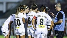 Santos FC busca encurtar distância para o G8 em duelo contra o América-MG - Foto: Reinaldo Campos / Santos FC