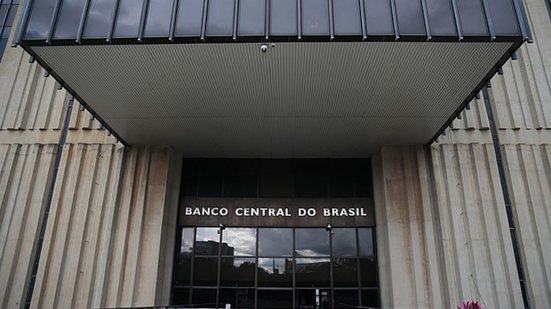 Banco Central reduz estimativa de inflação para 2026 - Imagem: Divulgação