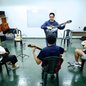 Com mais de 10 modalidades, as aulas oferecem espaço para criatividade e inclusão social, atendendo a população local - Foto: Divulgação/ Prefeitura de Bertioga