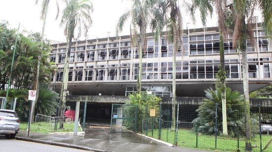 Teatro Municipal Braz Cubas reabre temporariamente para o FESTA, com 21 espetáculos gratuitos entre 21 e 30 de agosto - Foto: Divulgação/ Prefeitura de Santos