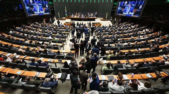 A comissão terá até 40 sessões para debater e votar o parecer sobre a PEC - Foto: Edilson Rodrigues/Agência Senad