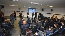 O evento de abertura contou com a presença de autoridades e visa padronizar as ações das corporações locais em segurança pública - Foto: Divulgação/ Prefeitura de Praia Grande