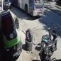 Polícia Civil prende homem que furtou veículo da prefeitura e atingiu três carros em São Vicente - Imagem: Divulgação
