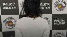 Policiais militares realizavam patrulhamento quando notaram comportamento suspeito de ciclista, resultando na prisão - Foto: Divulgação/ 29° BPMI