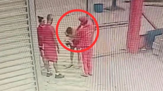 Ação rápida de sargento dos bombeiros salva recém\u002Dnascida de afogamento em Mongaguá