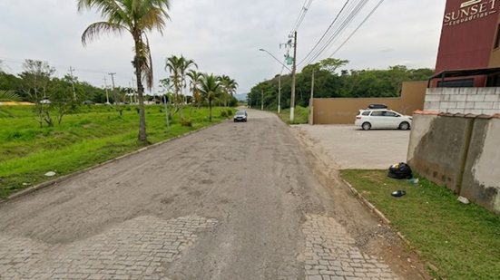 A partir de terça-feira, a Avenida Bruno Covas terá bloqueio total para obras, afetando motoristas e caminhoneiros na região - Foto: Divulgação/ Prefeitura de Bertioga
