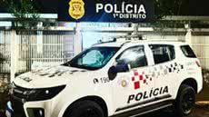 Os detidos confessaram que se dirigiam a um ponto de venda de drogas, mas um deles tentou subornar os policiais na delegacia - Foto: Divulgação/ 29° BPMI