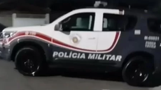 Durante a troca de tiros, o jovem foi atingido e não resistiu aos ferimentos - Foto: Guarujá Mil Grau