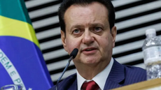 Enquanto o PSD negocia a vice-presidência com o clã Bolsonaro, credores avançam sobre marcas de mídia do Banco Master; governo Lula acena à Igreja Católica e libera R$ 630 milhões para o Paraná - Foto: Rodrigo Costa/Alesp