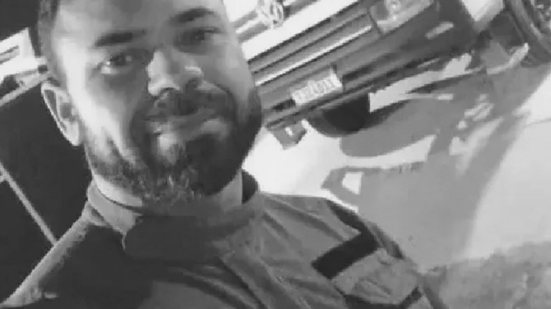 Após o choque, o colega de trabalho tentou reanimá-lo por cinco minutos, mas o Samu apenas confirmou o falecimento ao chegar - Imagem: Reprodução