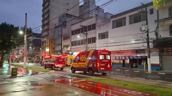 Movimentação intensa de viaturas chamou atenção na Rua João Pessoa, mas felizmente não houve feridos no incidente - Foto: Barbara Farias/ AT