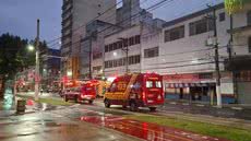 Movimentação intensa de viaturas chamou atenção na Rua João Pessoa, mas felizmente não houve feridos no incidente - Foto: Barbara Farias/ AT