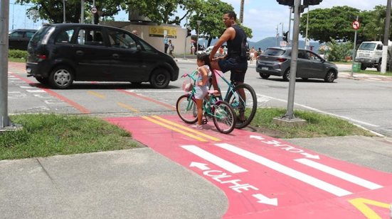 Após obras, ciclovia da Avenida Siqueira Campos é devolvida à população, ligando a Avenida Epitácio Pessoa à orla - Foto: Divulgação/ Prefeitura de Santos