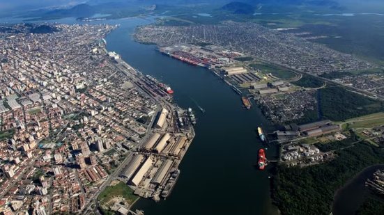 Imagem aérea do Porto de Santos, SP - Foto: ACS / Reprodução