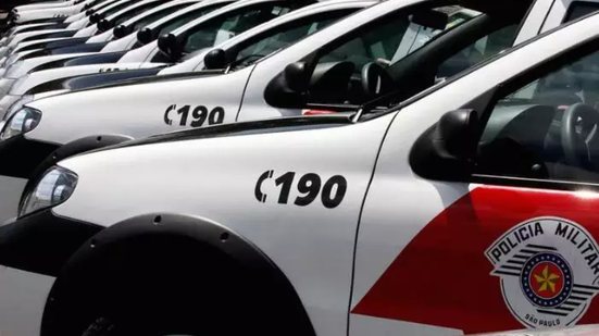 A vigilância da Polícia Militar resultou na prisão de dois homens que tentavam roubar uma farmácia no Centro de Itanhaém - Foto: Reprodução