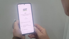 O serviço, disponível 24 horas, utiliza IA para otimizar o atendimento e resolver problemas de trânsito de forma mais ágil e eficiente - Imagem: Divulgação