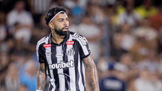 Gabigol ignora banco e vai para vestiário - Foto: Raul Baretta / Santos FC