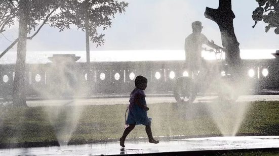 Com a chegada da primavera, o calor pré-frontal e temporais severos se tornam comuns, impactando o clima no Brasil - Foto: Arquivo/ A Tribuna Jornal