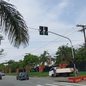 Equipamento funciona com tecnologia de botoeira inteligente, permitindo que pedestres controlem a travessia com segurança e eficiência - Foto: Divulgação/ Prefeitura de Bertioga