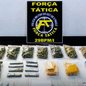 Após ser abordado, o morador levou os policiais até seu esconderijo, onde foram encontradas porções de drogas e equipamentos - Foto: Divulgação/ 29° BPMI