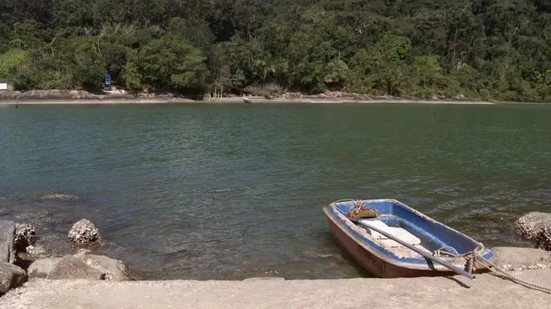 O desaparecimento ocorreu no domingo, e as buscas foram intensificadas com a chegada da noite, limitando as operações submersas - Foto: Edison Baraçal/ Arquivo A Tribuna Jornal