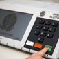 Os protocolos de transparência foram seguidos rigorosamente, assegurando a segurança e o sigilo dos votos registrados nas urnas - Foto: Reprodução/TSE