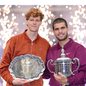 Sinner e Alcaraz na final do US Open 2025; espanhol saiu campeão - Foto: Clive Brunskill/Getty Images