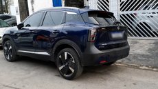 Ação rápida da GCM resultou na recuperação de veículo furtado em Praia Grande, com avarias visíveis na lataria - Foto: Divulgação/ Prefeitura de São Vicente