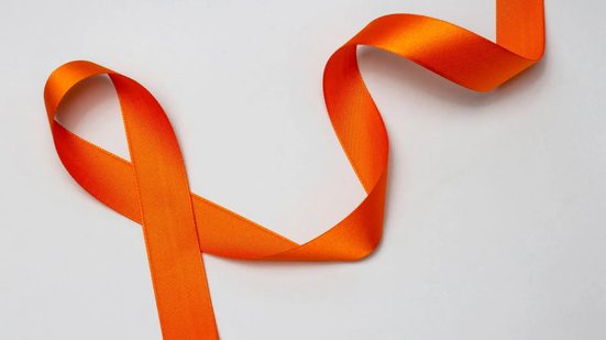 Campanha Agosto Laranja desmistifica esclerose múltipla e orienta sobre tratamentos modernos para a doença - Foto: Freepik
