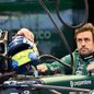 Fernando Alonso expressa sua decepção com a falta de peças de reposição - Foto: Paul Crock/AFP