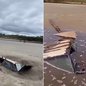 Automóvel foi encontrado praticamente coberto pela areia na Praia da Gaivota, em Itanhaém - Imagem: Reprodução/Redes Sociais