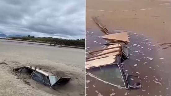 Automóvel foi encontrado praticamente coberto pela areia na Praia da Gaivota, em Itanhaém - Imagem: Reprodução/Redes Sociais