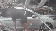 A Defesa Civil confirmou que a queda do telhado foi provocada pela destruição do pilar de sustentação do comércio - Imagem: Reprodução