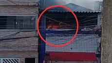 Um incêndio atingiu duas casas na comunidade Caminho São Sebastião, em Santos, um dia após uma tragédia que destruiu mais de 100 moradias - Imagem: Reprodução