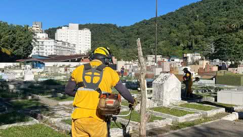Cemitérios de Guarujá se preparam para receber visitantes no Dia das Mães - Imagem: Reprodução/Prefeitura de Guarujá