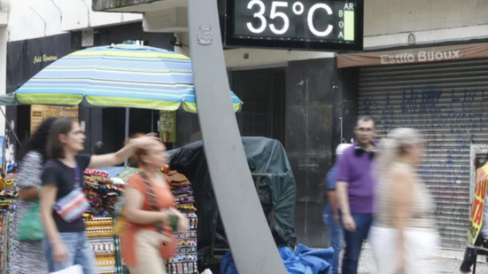Calor intenso durante o dia e chance de chuva entre o fim da tarde e o início da noite. - Imagem: Reprodução